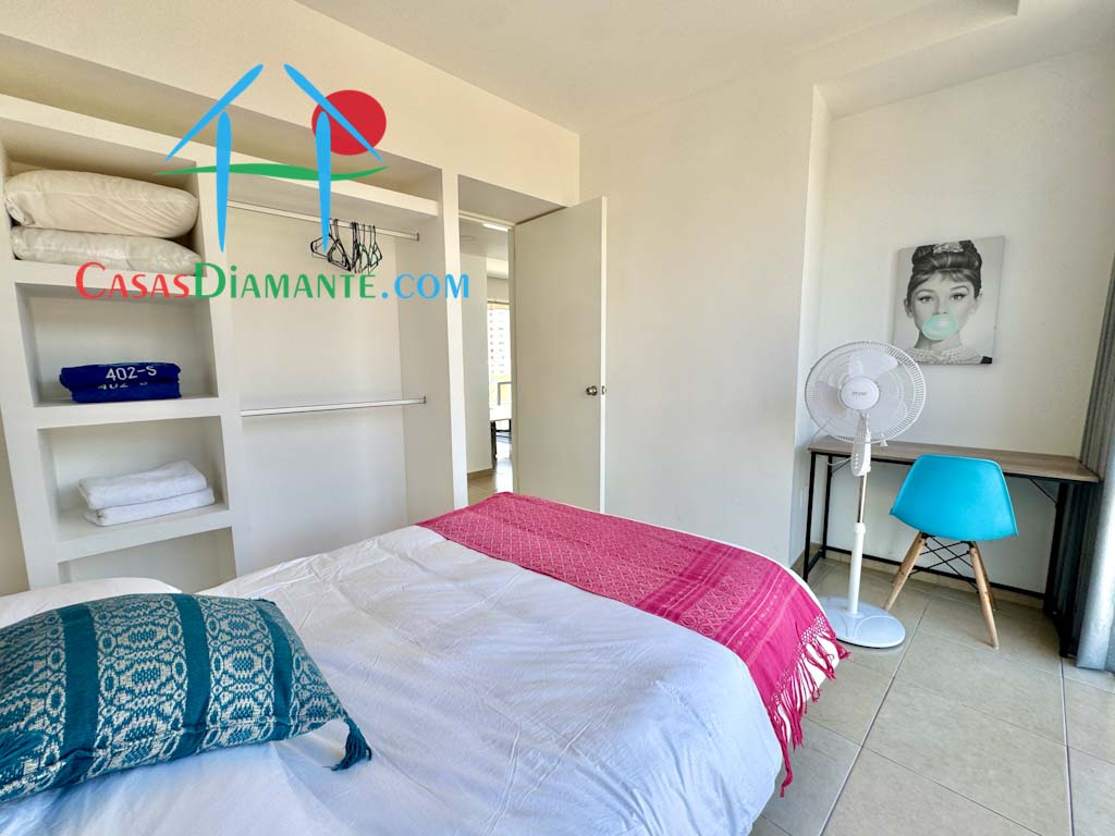 Acqualina Skylife Sur 402 - Recámara dos 4